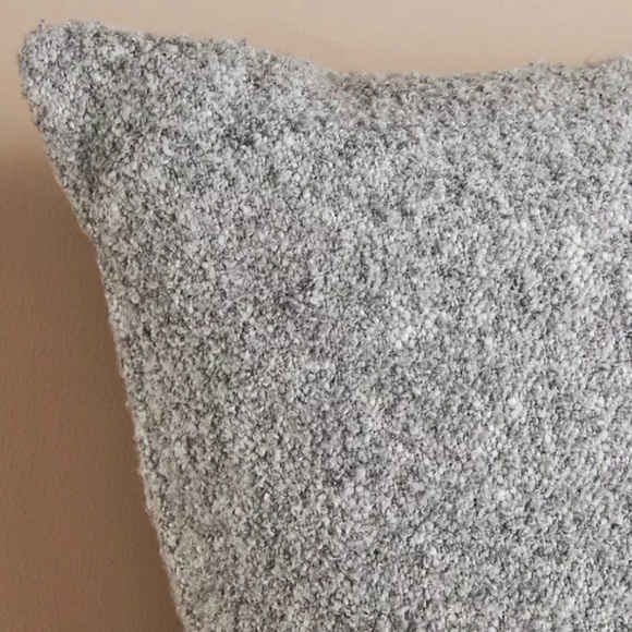 Anthropologie boucle square pillow 22x22 - Picture 2 of 7